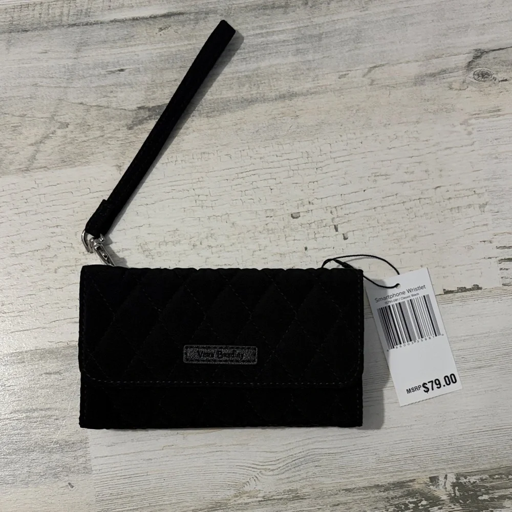 Vera Bradley Black Quilted Wristlet NWT
